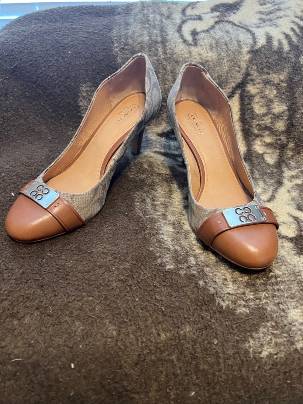 Coach Tan Leather Cap-Toe Logo Pumps